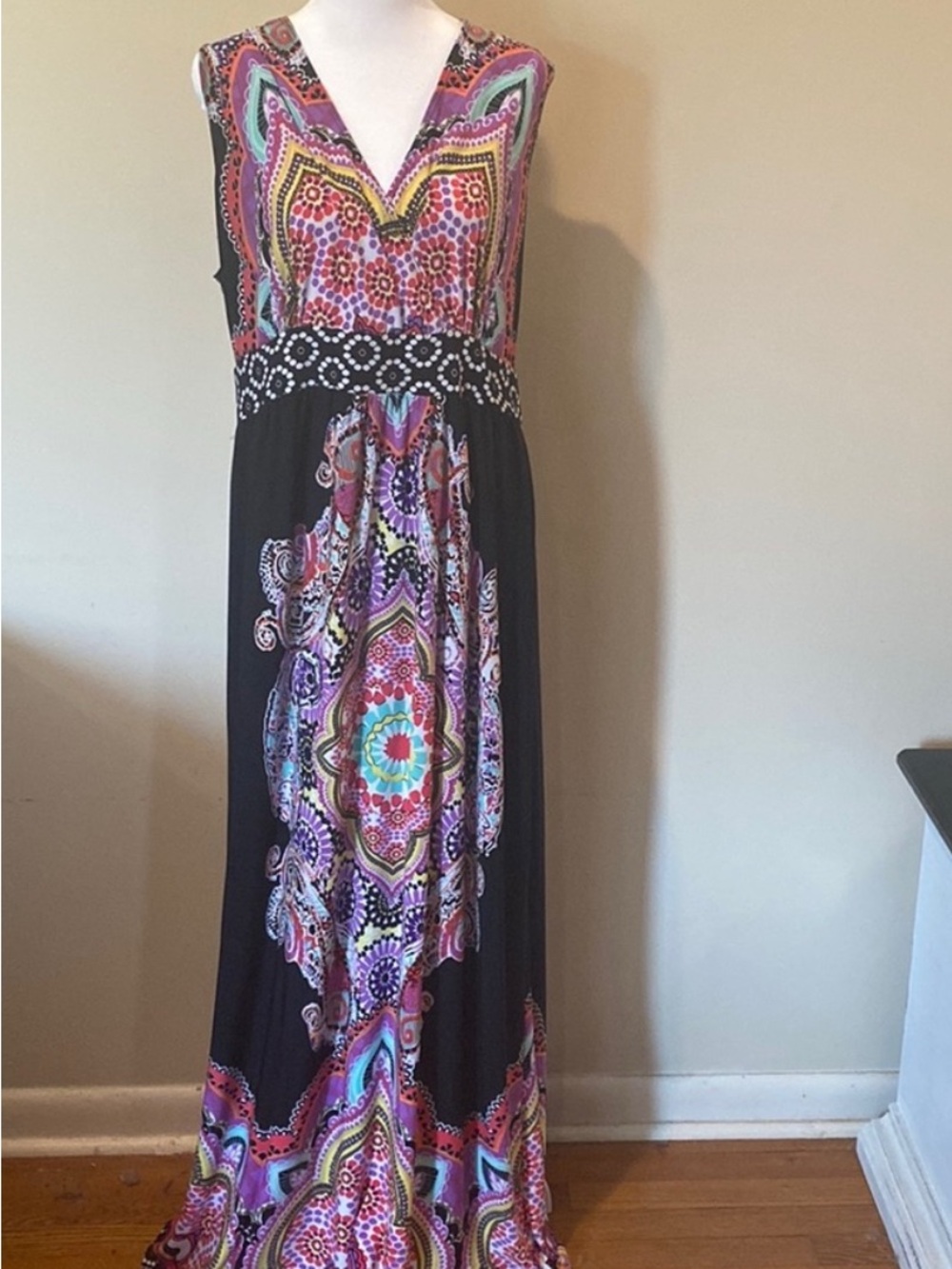 NY Collection Sleeveless Black Maxi Dress  Vibrant Pink & Purple Paisley Print